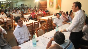 Empresários de Gurupi organizaram uma homenagem ao senador Ataídes Oliveira