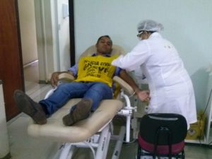 Presidente do Sinpol, Moisemar Marinho. também participa da manifestação solidária