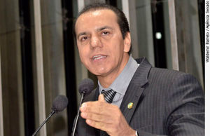 Senador Ataídes Oliveira (PSDB/TO)