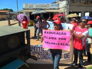 A greve dos professores da rede estadual foi considerada ilegal e abusiva
