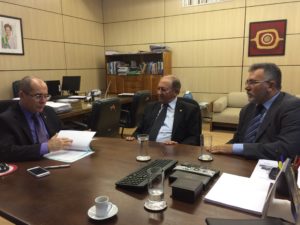 Deputado Lázaro em reunião com o MEC
