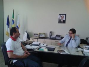 Manoel Miranda e o secretário Geferson Barros em reunião