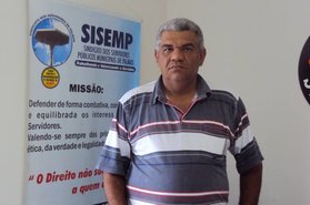 Candidato à reeleição pela chapa 01, Carlos Augusto M. de Oliveira (Carlão)