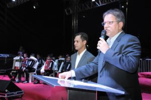 O governador Marcelo Miranda, na ocasião, desejou aos tocantinenses um feliz natal e próspero ano novo