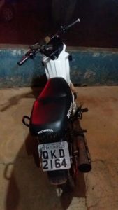 Moto utilizada por assaltantes na cidade de santa Terezinha