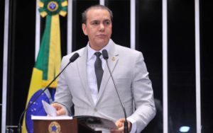 senador-ataides-oliveira-0802