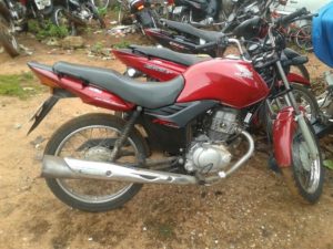 Moto utilizada pelo assantante em Araguaína