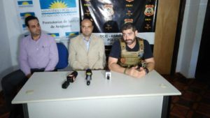 Promotores de Justiça Leonardo Olhê Blanck e Benedicto Guedes,além do Delegado Anchieta