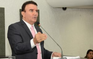 Eduardo Siqueira