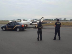 Avião apreendido