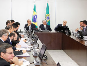 Reunião obras inacabadas