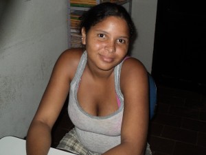 acusada de estelionato