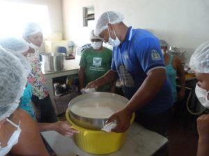 CURSO DE LEITE CARMOLÂNDIA (1)