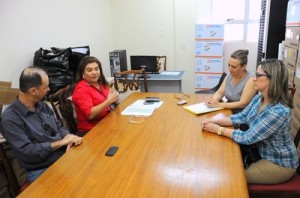 Promotora  reuniu-se com a direção do hospital 
