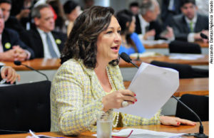 Senadora Kátia Abreu (PMDB-TO) 