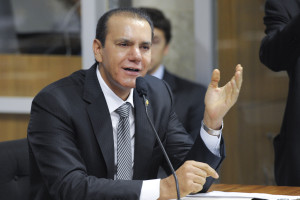 Candidato ao Governo, Ataídes Oliveira(PROS)
