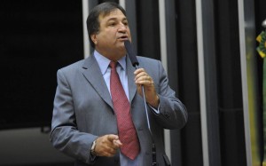 Deputado César Halum (PRB-TO)