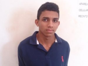 Carlos André Silva dos Santos, 19 anos
