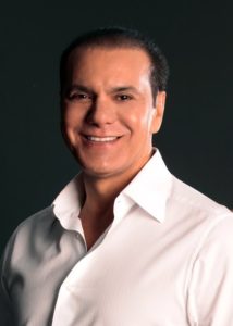 Senador Ataídes Oliveira (PROS)
