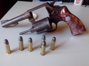 Arma apreendida com José Raimundo