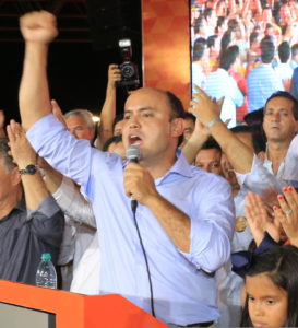 Sandoval vai conciliar agendas de governador com a de candidato