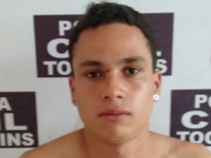 Alexandre Sousa Carlos, 21 anos