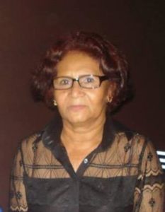 Elisabeth Alves Carvalho, de 65 anos, lutava contra o câncer