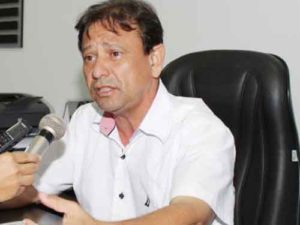 otoniel andrade, prefeito de porto nacional