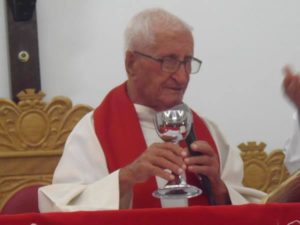 Pe. Carmelofoi  um dos pioneiros ao prestar serviço da igreja católica em Araguatins