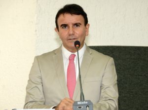 Eduardo Siqueira Campos (PTB) 