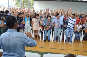 Policiais civis durante assembleia geral que encerrou a greve da categoria