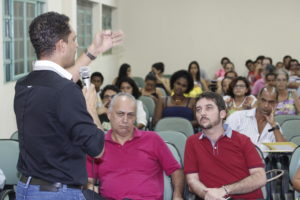 Durante encontro em Tocantinópolis Secretário Adão Francisco defendeu um processo educacional regionalizado