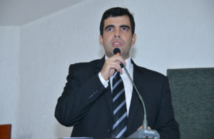 Deputado Ricardo Ayres
