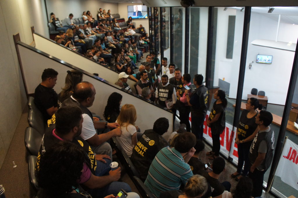 Marcelo Miranda estaria fazendo lista para remover, cortar ponto e retirar cargo de servidores em greve