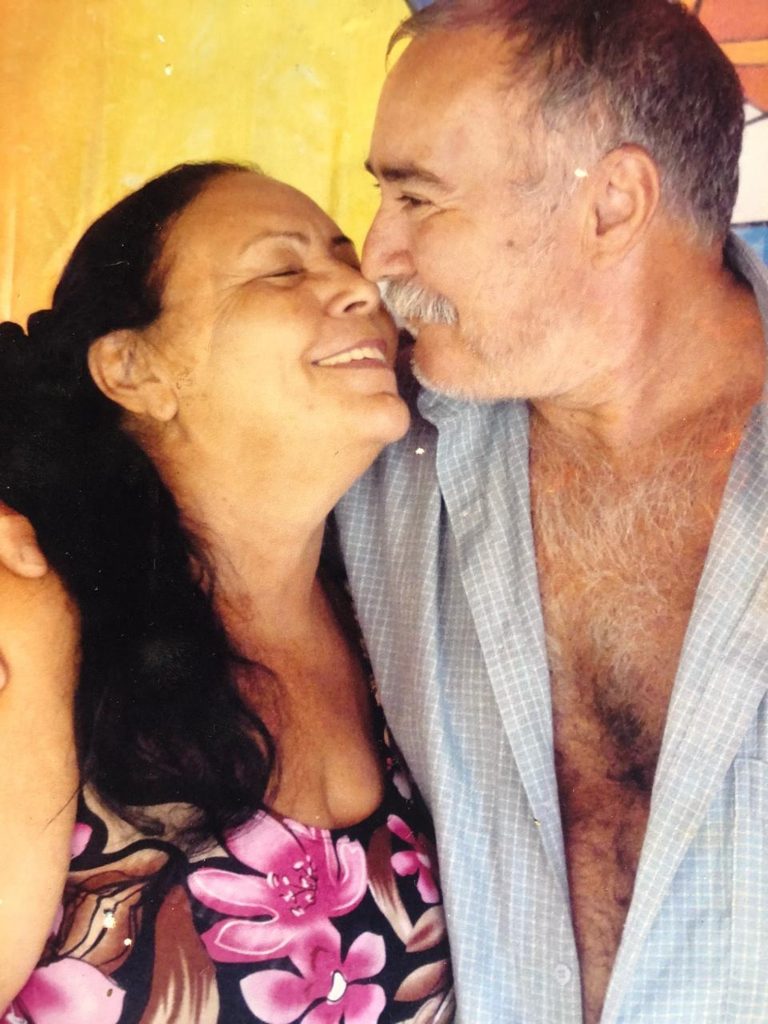 Delegado diz que o modo como encontrou casal morto em chácara lhe causou indignação