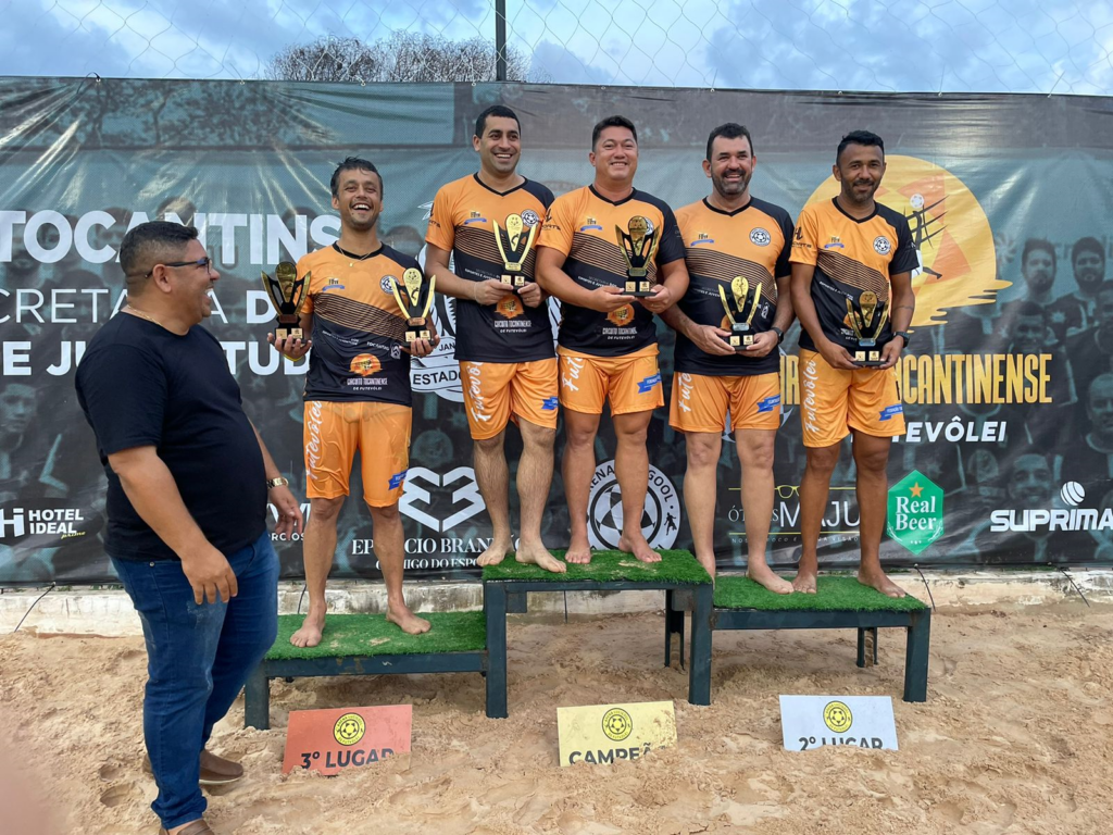 Secretario de Estado dos Esportes e Juventude, Flávio Cabanhas, participou da premiação do Circuito Tocantinense de Futevôlei. - Foto: Silvia Alecrim / Governo do To