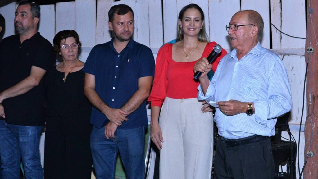 Deputado Lázaro Botelho prestigia 5º Bailão das Mães em Filadélfia
