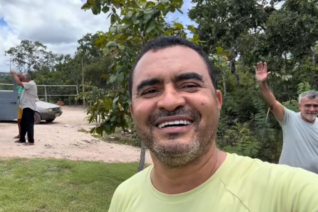 Pela primeira vez, Paranã tem Carnaval, e o Governador Wanderlei Barbosa, primeira-dama e amigos animam a festa junto à comunidade