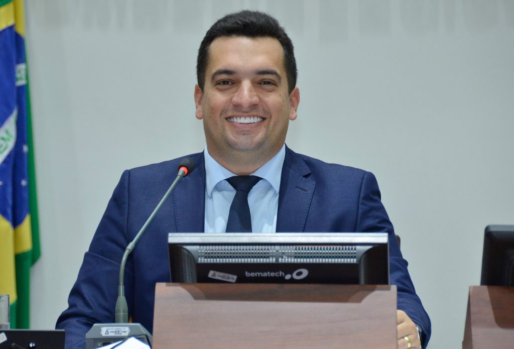 Sobrinho de Laurez vira alvo de investigação por emenda usada em evento de Gurupi