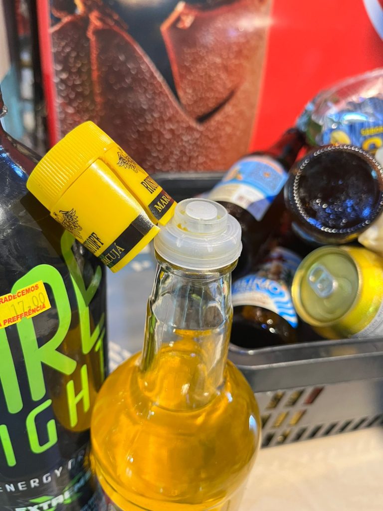 Procon Tocantins realiza a operação “De Olho no Copo – Dia D” e apreende mais de 800 produtos vencidos em todo o Estado