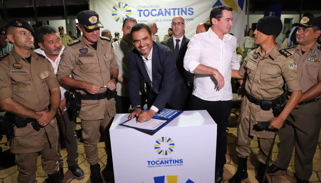 Em Araguaína, governador Wanderlei Barbosa anuncia R$ 3,5 milhões para a PM durante passagem de comando do 2º BPM