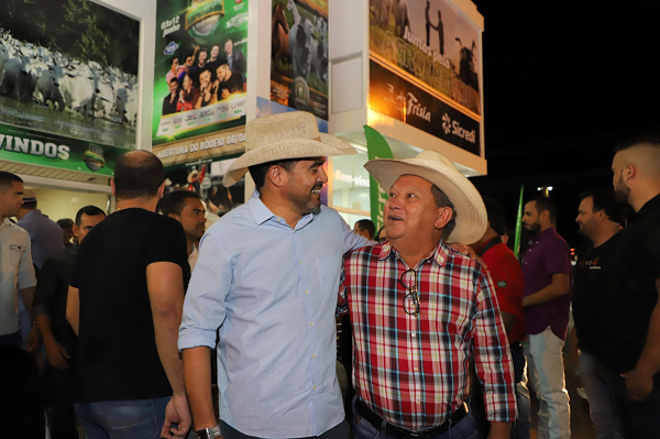 Amigo de Fenelon Barbosa e da família, Divino Careca morre; governador Wanderlei Barbosa lamenta