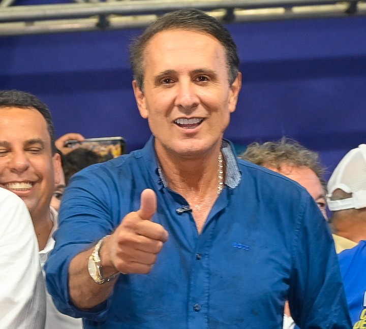Gaguim dispara em nova pesquisa, assume liderança em Palmas e alcança 37,76% na corrida ao Senado